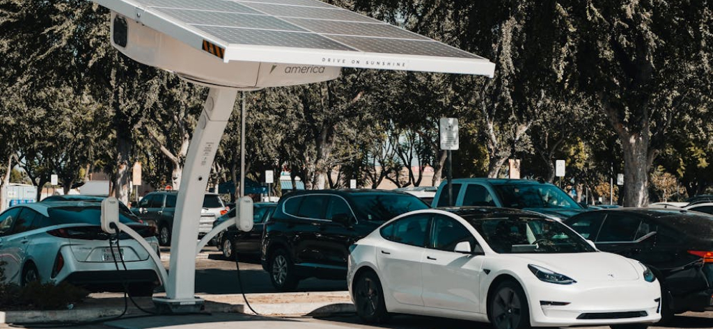 How to Use Solar Energy for Electric Vehicles